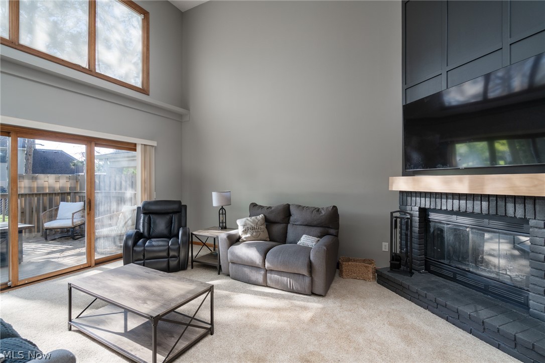 English Lakes Condo - Residential