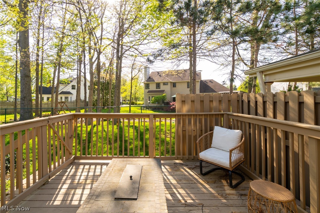 English Lakes Condo - Residential