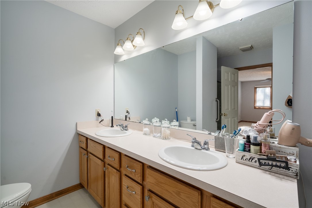 English Lakes Condo - Residential