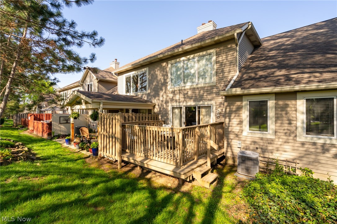 English Lakes Condo - Residential