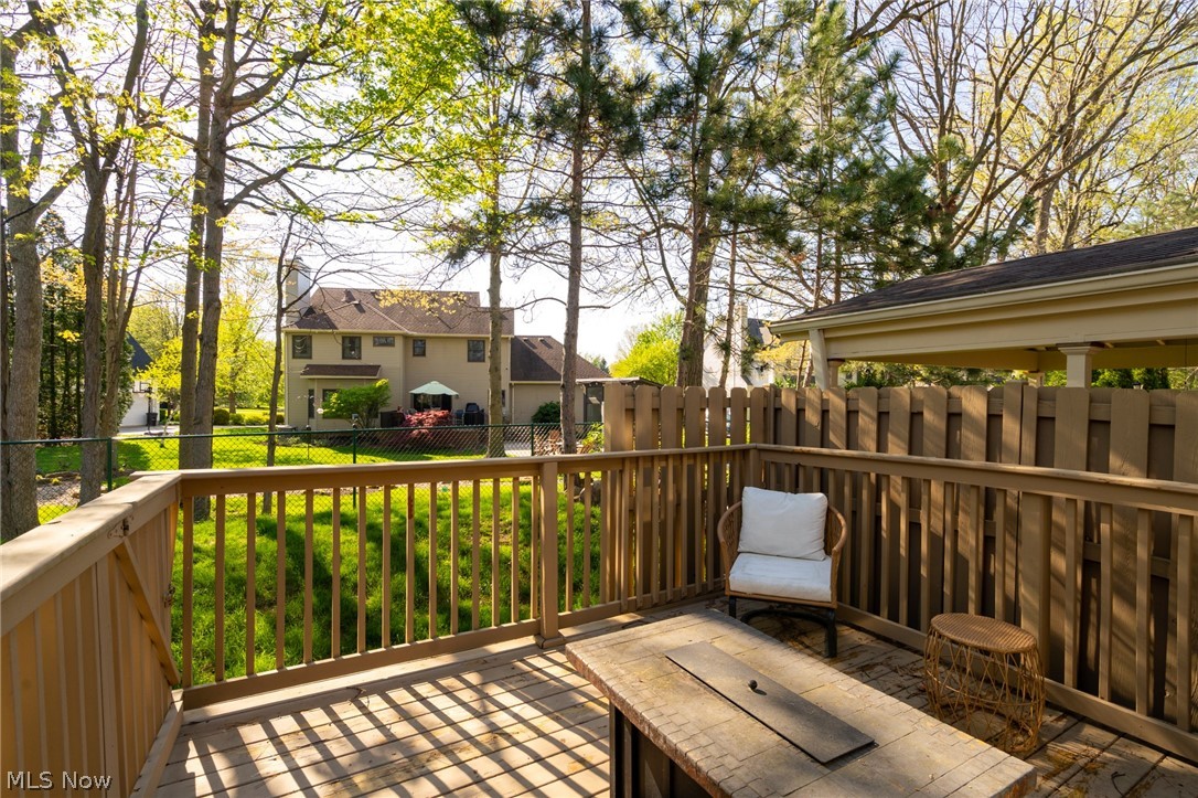 English Lakes Condo - Residential