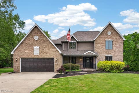 Homes For Sale - 37811 Century Lane<br/> Lorain County, Avon, OH 44011