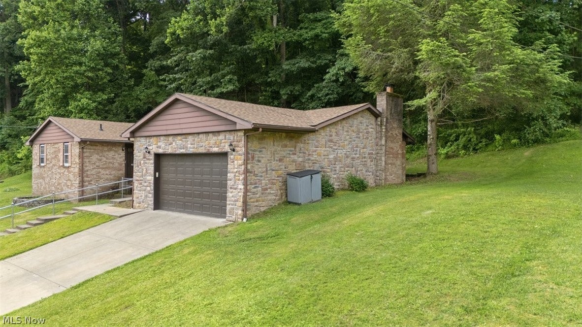 404 W Wildwood Drive