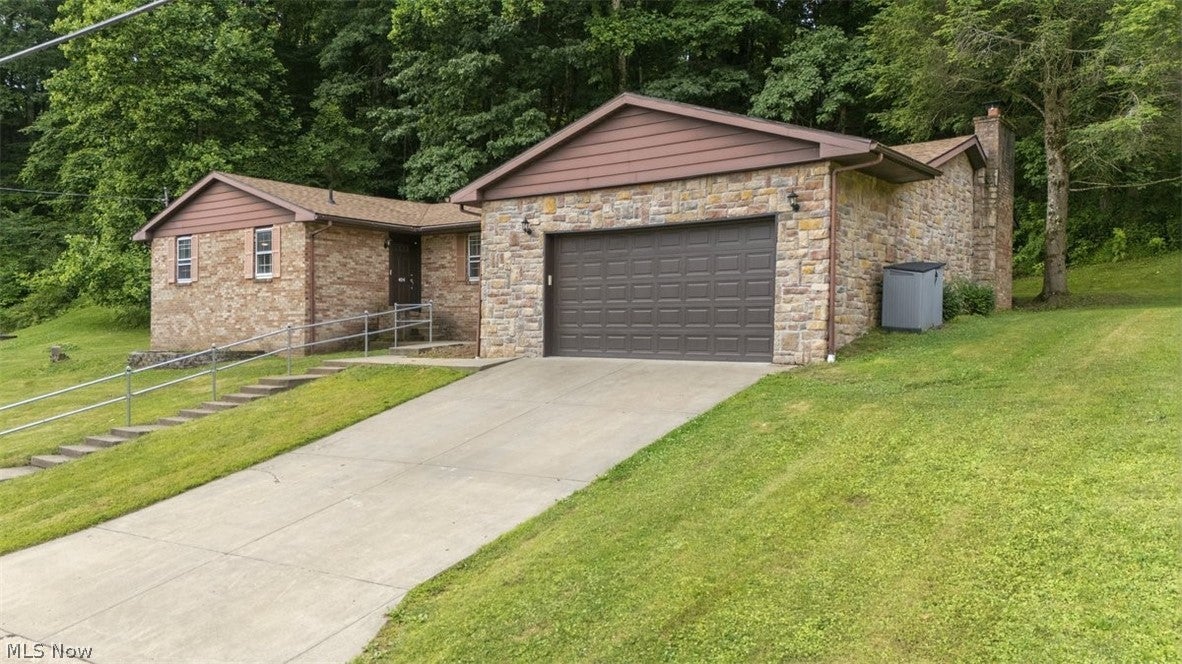 404 W Wildwood Drive