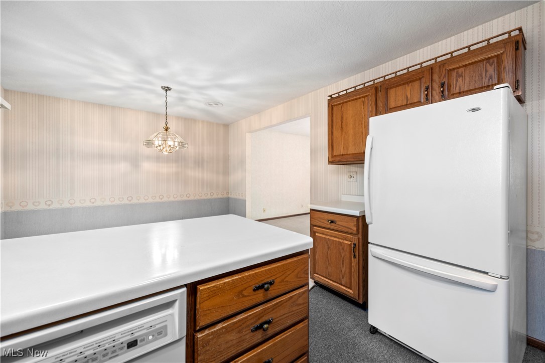 Edison Village Adult Hsng 02 - Residential