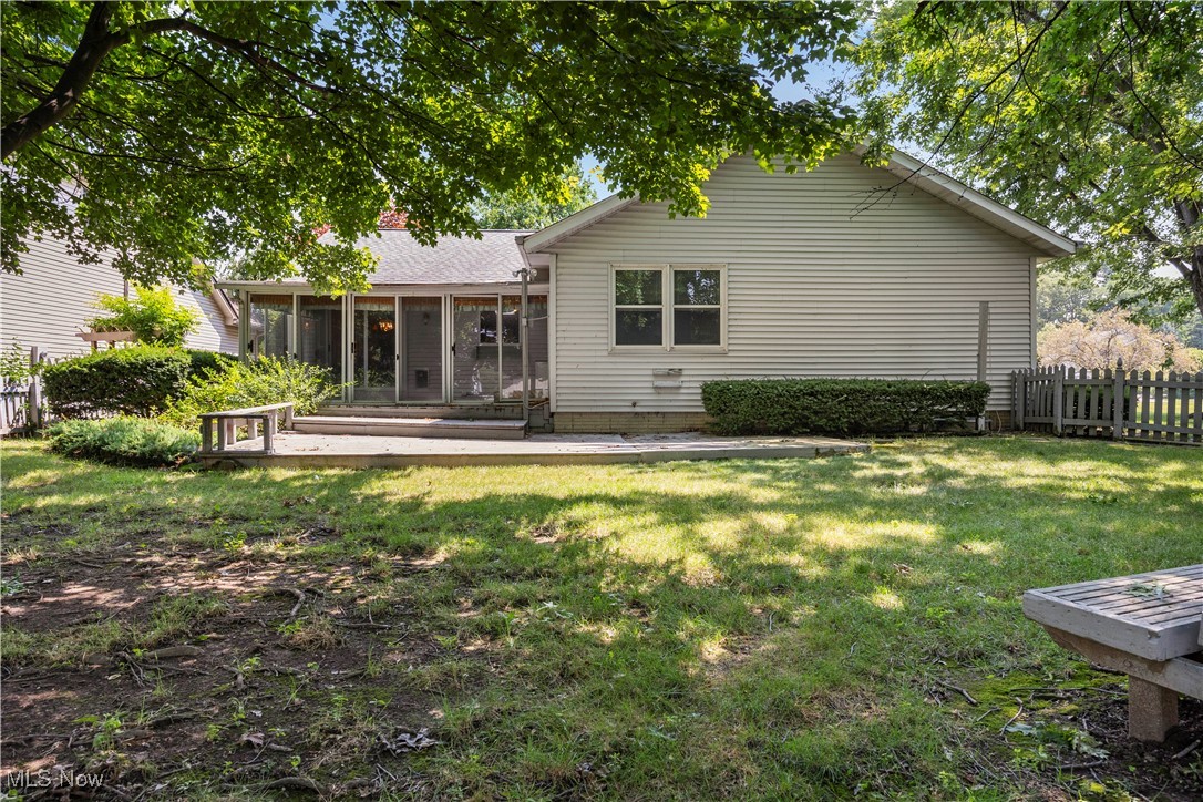 Edison Village Adult Hsng 02 - Residential