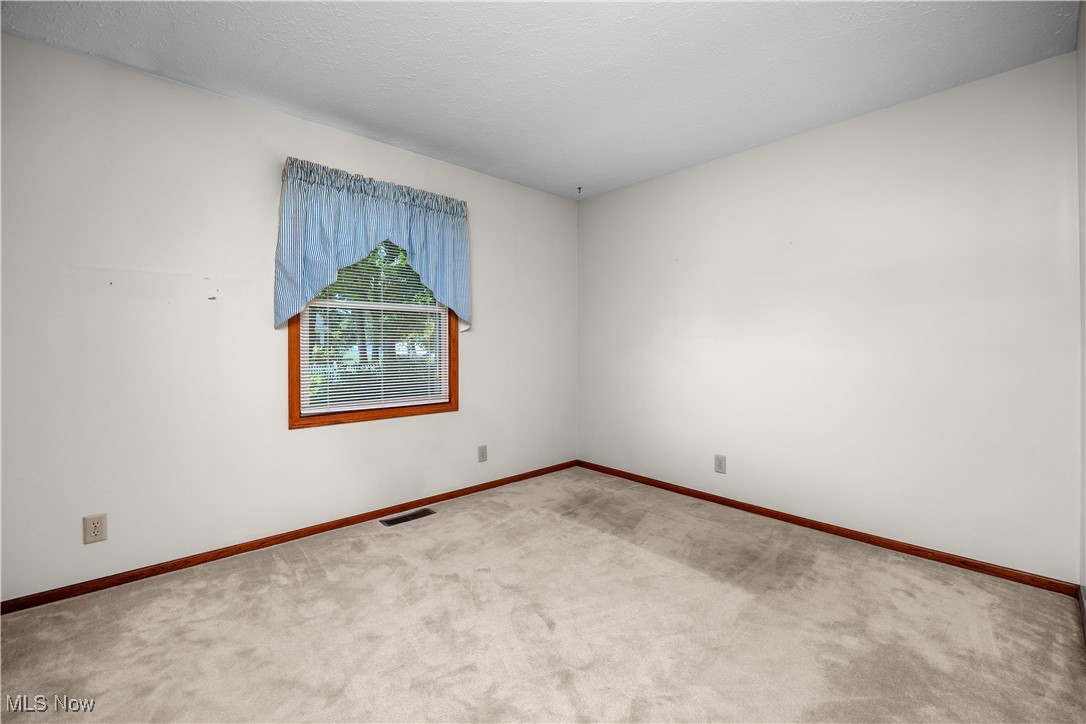 Edison Village Adult Hsng 02 - Residential