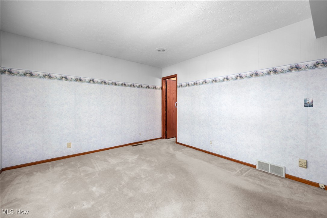 Edison Village Adult Hsng 02 - Residential