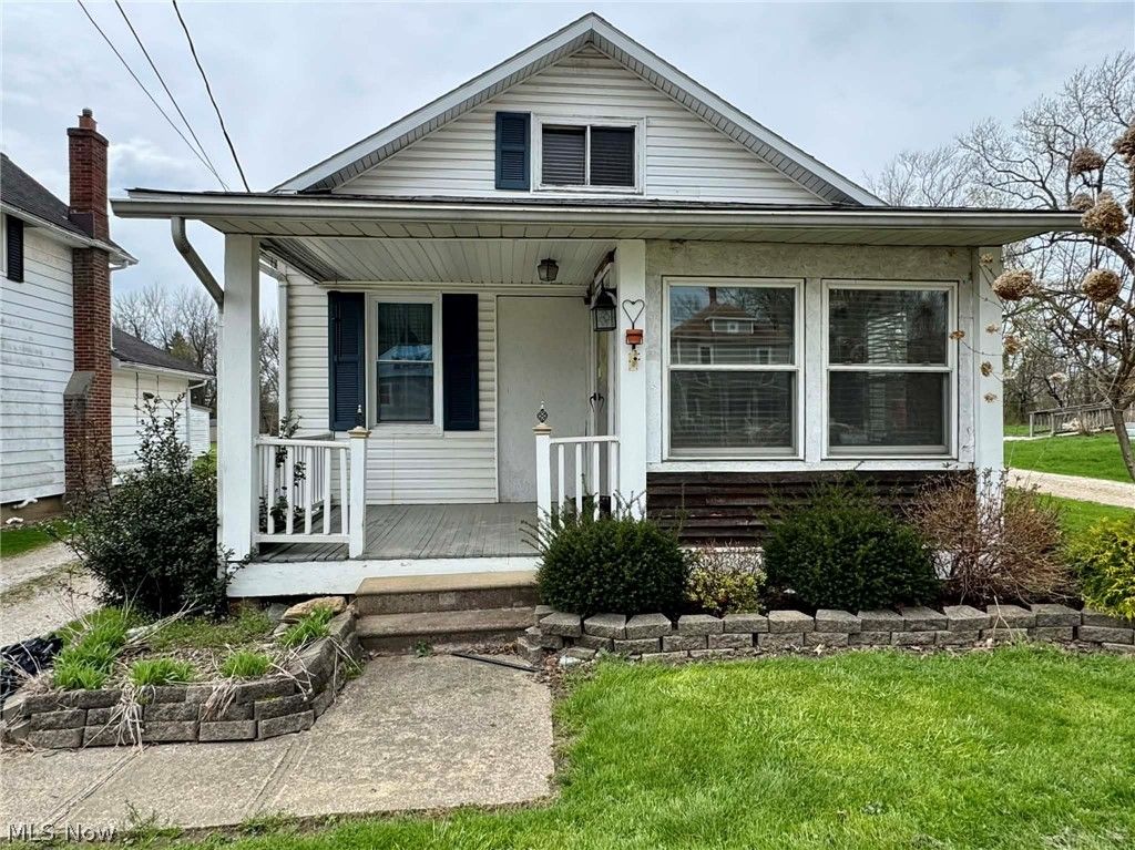 Photo of 6205 Jefferson Road, Ashtabula, OH 44004 (MLS # 5200782)