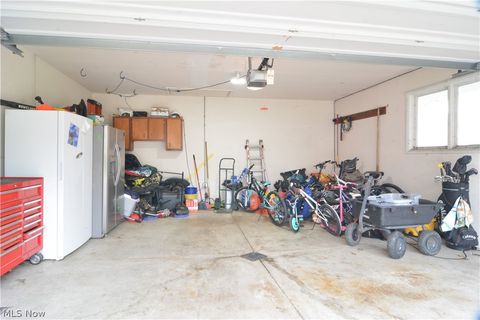 Tiny photo for 6921 Cranbrook Drive, Brecksville, OH 44141 (MLS # 5202107)