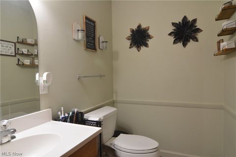 Tiny photo for 6921 Cranbrook Drive, Brecksville, OH 44141 (MLS # 5202107)