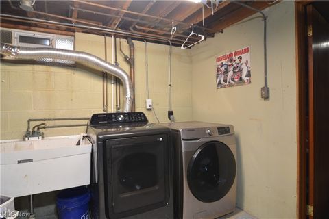 Tiny photo for 6921 Cranbrook Drive, Brecksville, OH 44141 (MLS # 5202107)