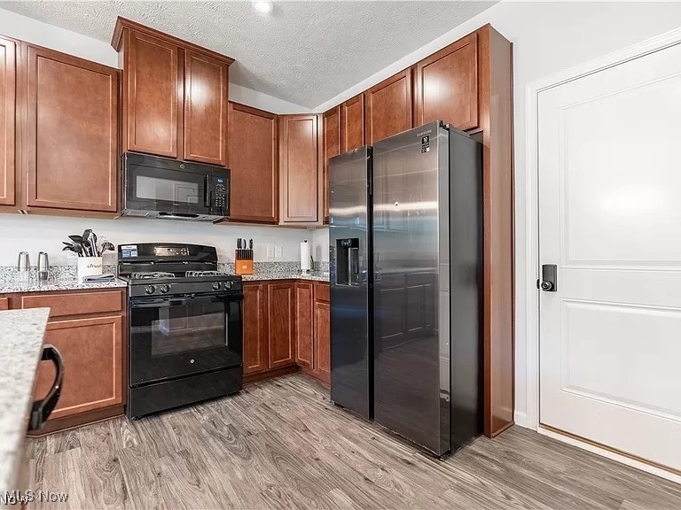 Jackson Park Place Condos Ph 10 - Residential