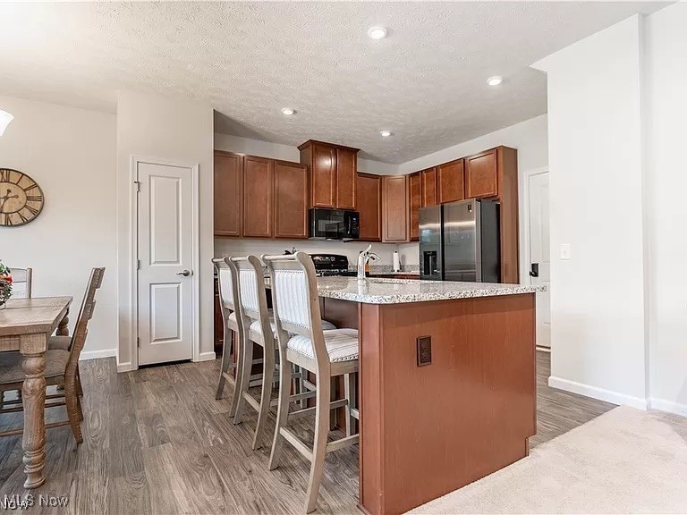 Jackson Park Place Condos Ph 10 - Residential