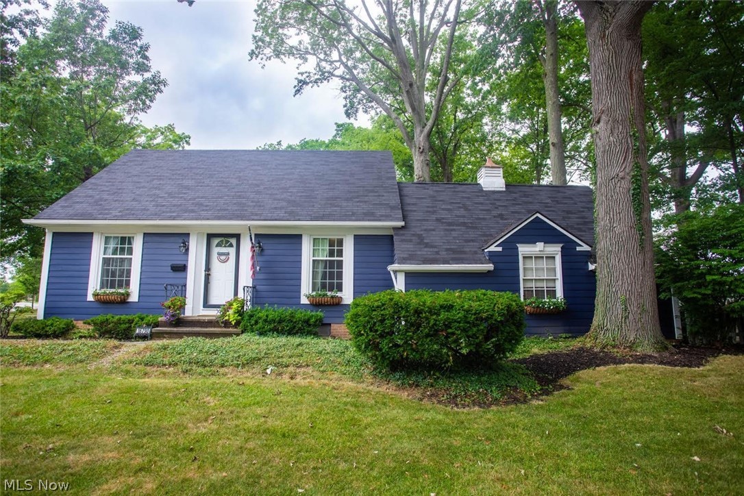 Get ready to fall in love with this truly unique Magnolia inspired cape cod! CORNER LOT with park like setting, white picket fence
around entire back yard and patio area will have you spending many days outdoors! Step inside to an updated kitchen with newer
beveled edge butcher block counter tops with farmhouse sink and stainless steel appliances! Gorgeous hardwood flooring throughout
spacious living room and dining room! A barn door will lead you to a four seasons sun room with new carpet and fresh paint! First floor
master bedroom with full bathroom! Upstairs you will find two bedrooms and a full bath! Storage will never be an issue in your vintage
retro basement with built in storage shelves for all your needs! The entire outside of the home was freshly painted in 2017 with a
beautiful nautical blue! Fresh paint in dining room, kitchen and sunroom! This home is ONE block from the metro park walking trails!
Schedule your showing today as this home may not be here tomorrow!!