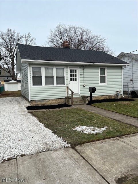 Homes For Sale - 529 Courtland Street<br/> Fairport Harbor, OH 44077