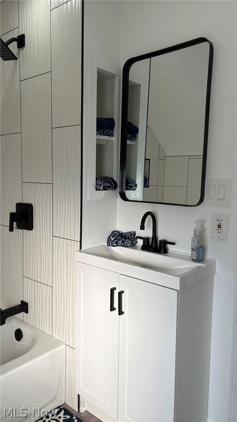 Tiny photo for 7254 Craigmere Drive, Cleveland, OH 44130 (MLS # 5188086)