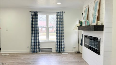 Tiny photo for 7254 Craigmere Drive, Cleveland, OH 44130 (MLS # 5188086)