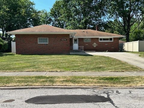 8375 Royal Ridge Drive Parma OH 44129