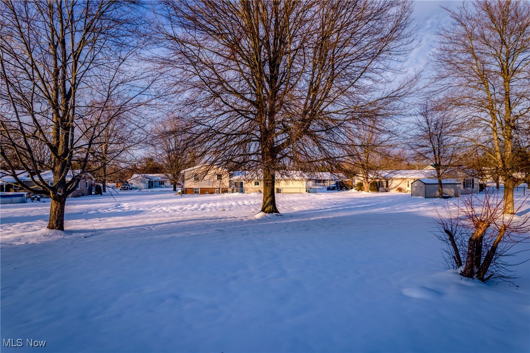 315 Kathleen Drive, Jefferson, Ohio image 8