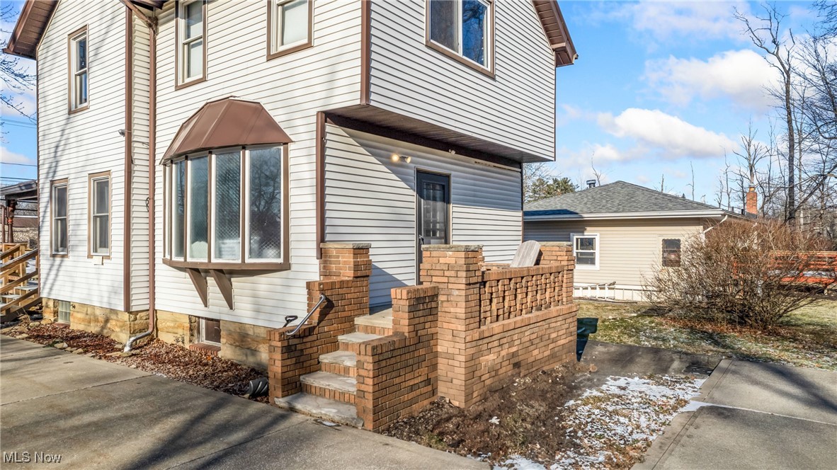 9221 Darrow Road, Twinsburg, Ohio image 9