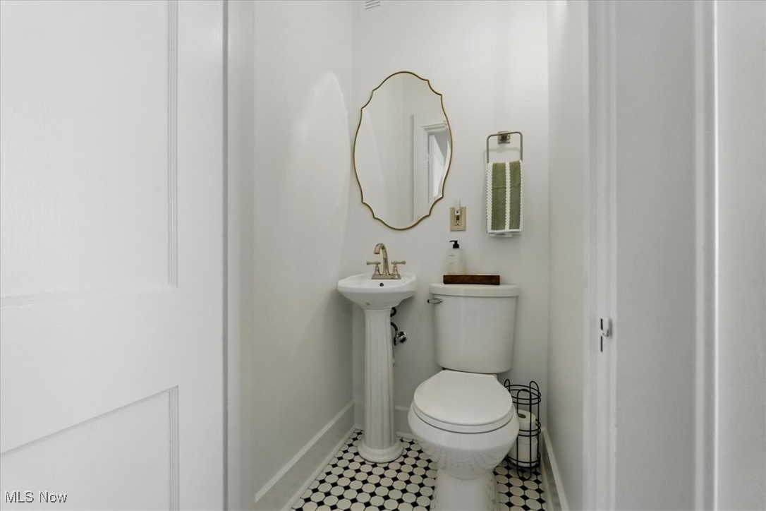 217 E 9th Street, Williamstown, West Virginia image 10