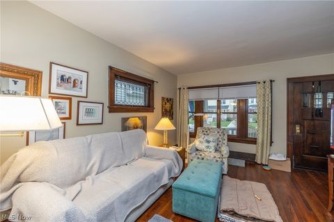 Tiny photo for 1306 W 106 Street, Cleveland, OH 44102 (MLS # 5203378)