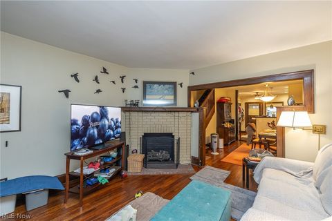 Tiny photo for 1306 W 106 Street, Cleveland, OH 44102 (MLS # 5203378)