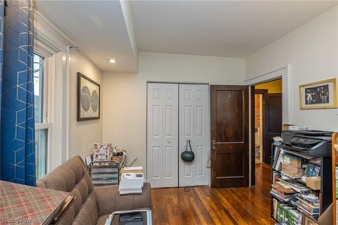 Tiny photo for 1306 W 106 Street, Cleveland, OH 44102 (MLS # 5203378)