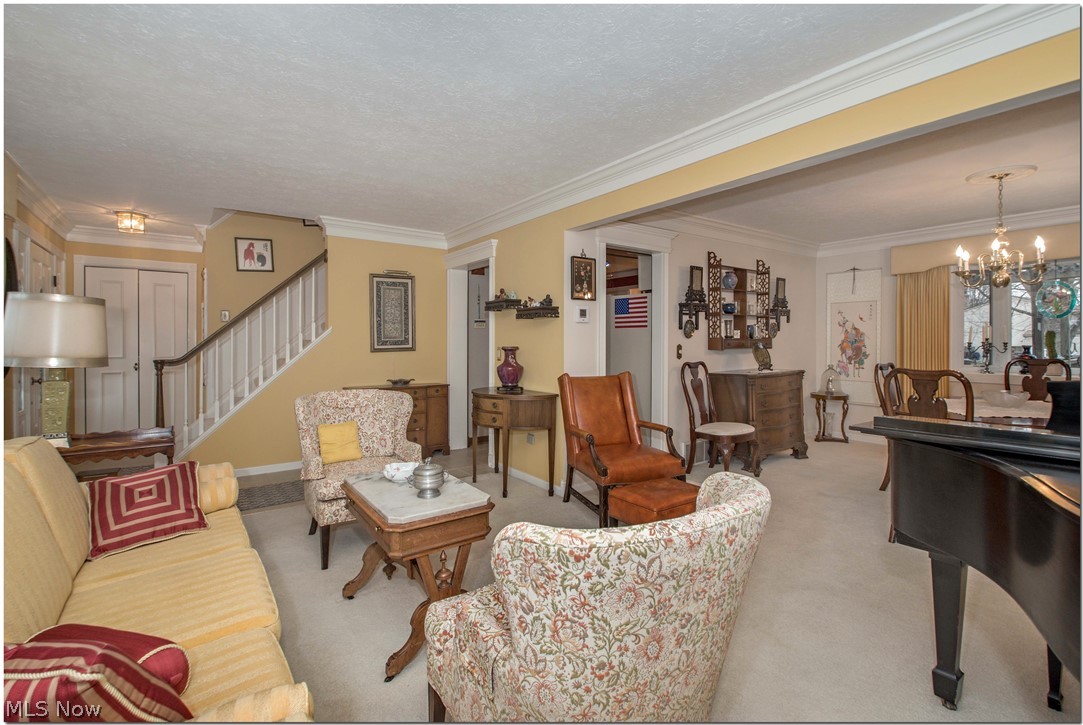 Hunting Mdws 02 - Residential