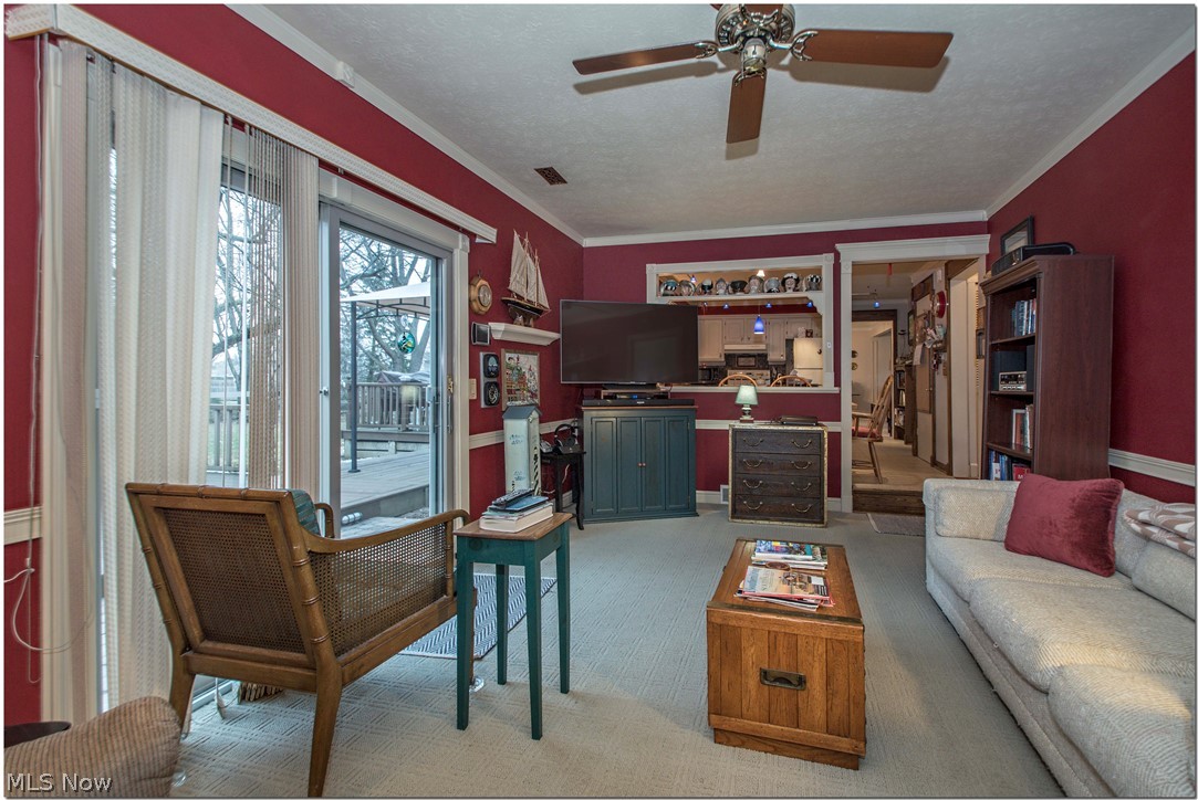 Hunting Mdws 02 - Residential