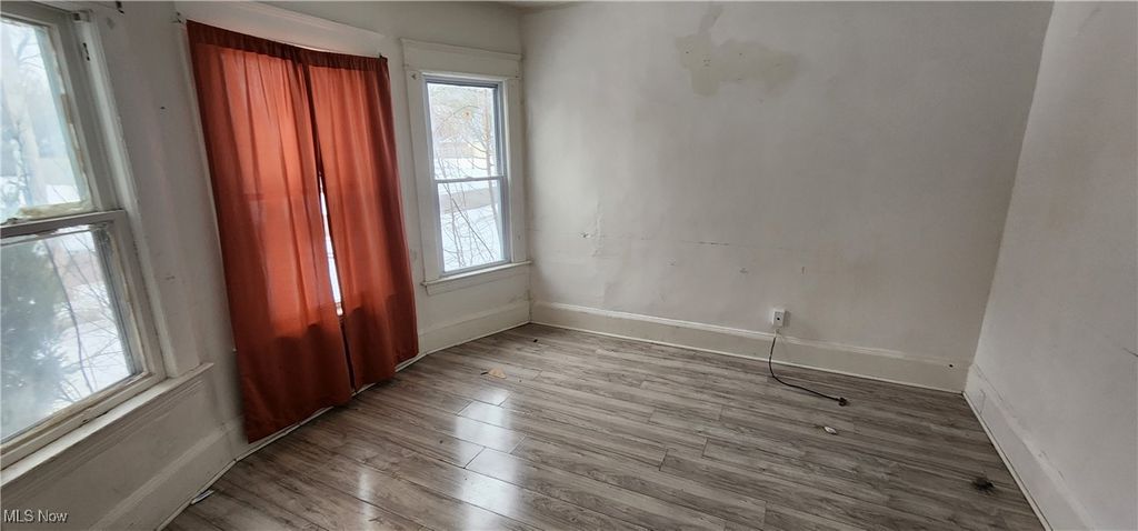 Photo of 6639 Ovington Ave, Cleveland, OH 44127 (MLS # 5178147)