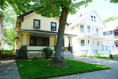 Single Family Residence in Cleveland OH 2224 101st Street 23.jpg