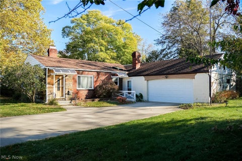 Photo of 723 Orchard Road, Willoughby, OH 44094 (MLS # 5253219)