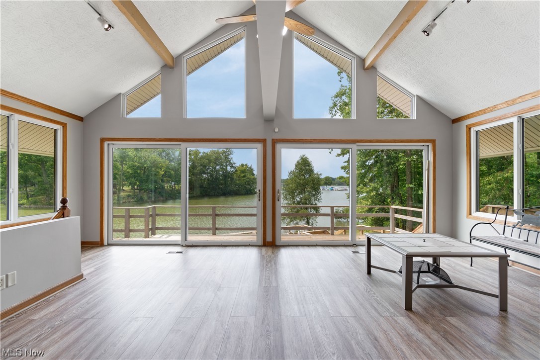 Cinnamon Lake - Residential