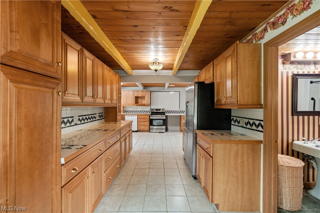 Cinnamon Lake - Residential