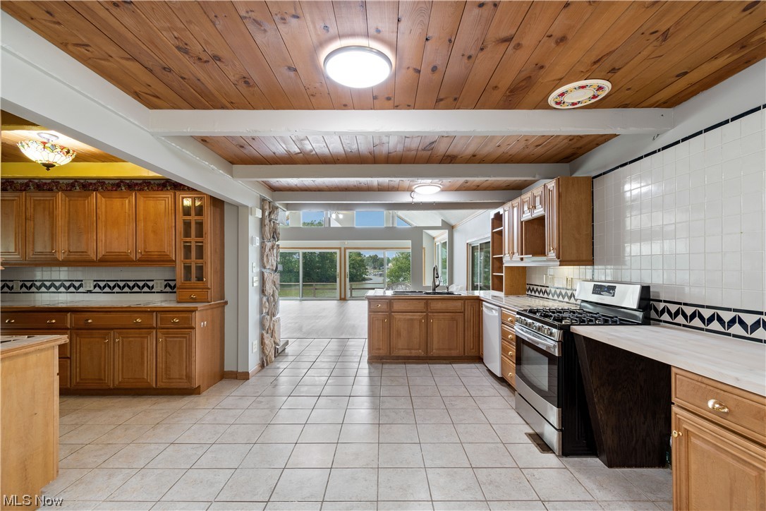 Cinnamon Lake - Residential