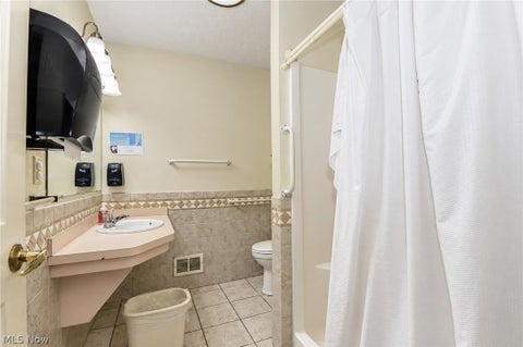 Tiny photo for 7301 Ravenna Road, Concord Township, OH 44077 (MLS # 5257102)