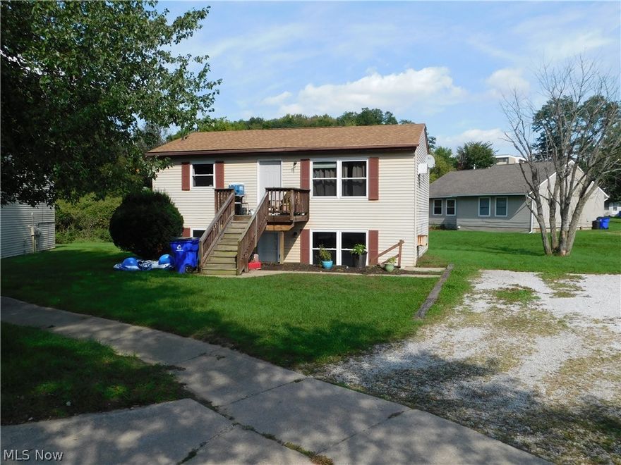 Great investment opportunity minutes away from Kent State University, downtown, restaurants, shopping, entertainment, and more! Add this to your investment portfolio or purchase to live in one unit and rent out the other. With this location, the choice is yours. Solid rental history. Newer roof, windows, and carpet. Each unit has 2 bedrooms and 1 bathroom. Nice open floor plan. Located on a cul-de-sac. Call for a showing today.