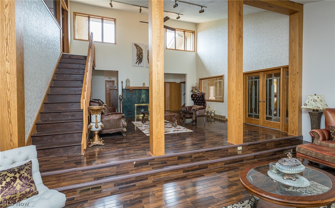 Medwid Meadows - Residential