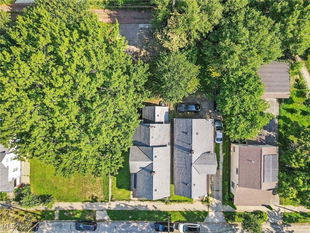 5816 Madison