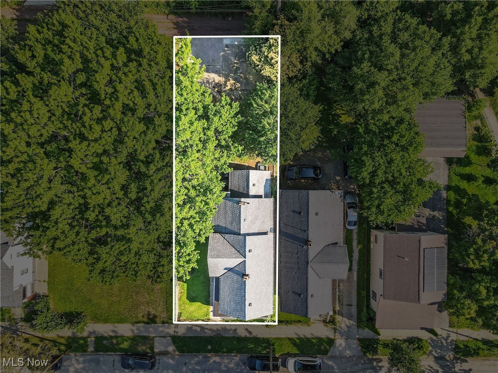 5816 Madison