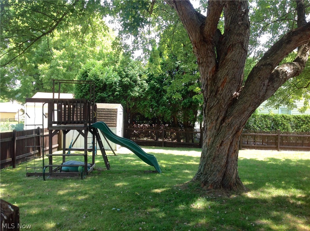 Brownlee Woods 03 - Residential