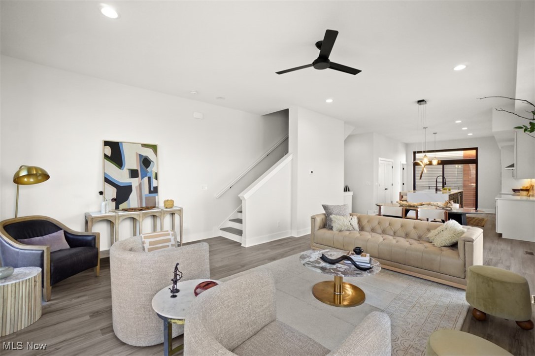 Sub Plat/Avenue District Ph - Residential