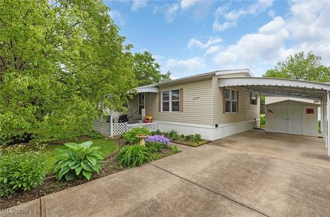 17 Oak Drive, Olmsted Twp, OH 44138 - #: 5120604