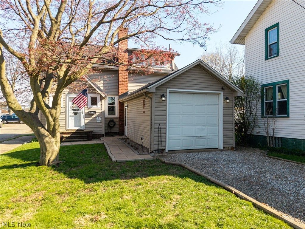 Photo of 3115 2nd Street NW, Canton, OH 44708 (MLS # 5200560)