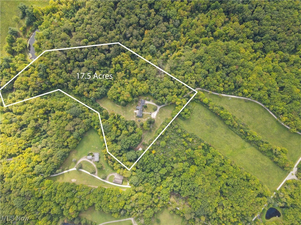 Chesterland, Ohio 44026, United States, 5 Bedrooms Bedrooms, ,3 BathroomsBathrooms,Residential,Active,203643