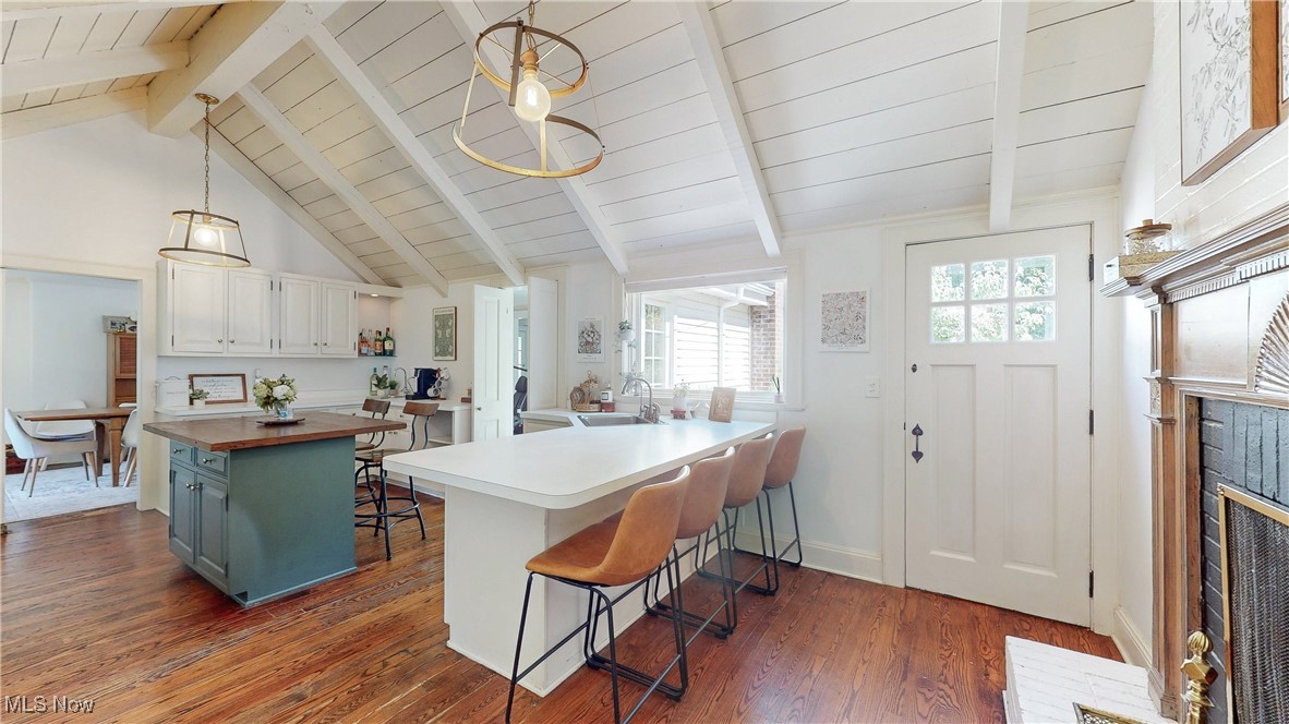 Chesterland, Ohio 44026, United States, 5 Bedrooms Bedrooms, ,3 BathroomsBathrooms,Residential,Active,203643