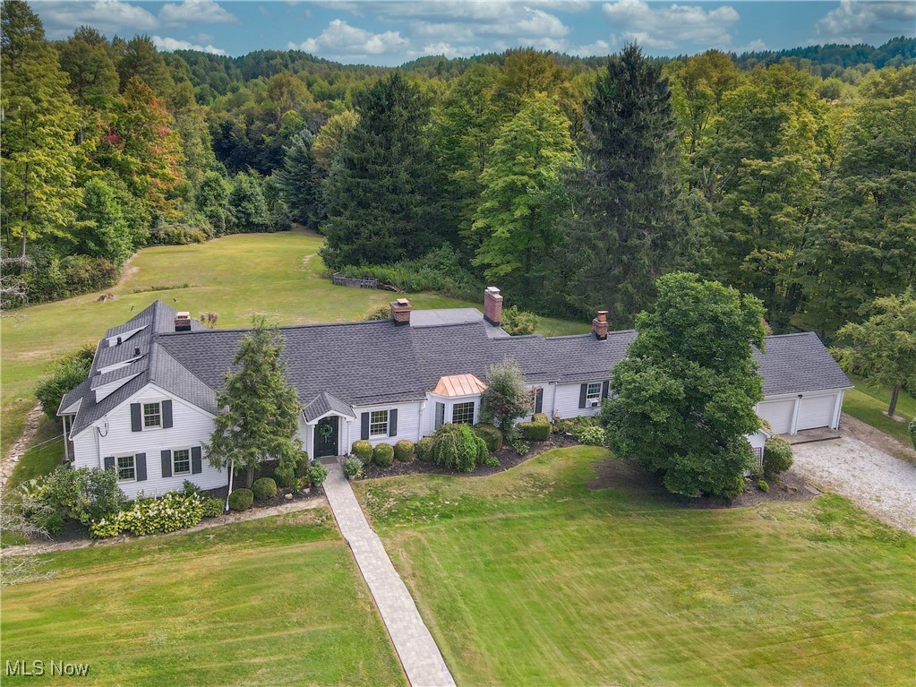 Chesterland, Ohio 44026, United States, 5 Bedrooms Bedrooms, ,3 BathroomsBathrooms,Residential,Active,203643