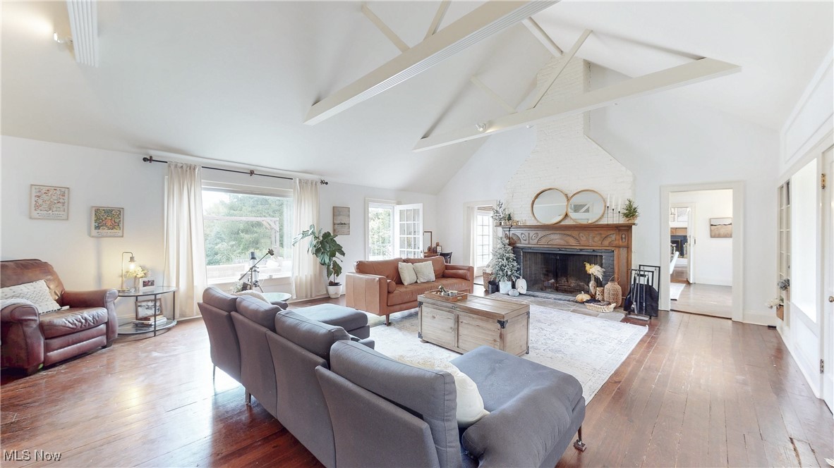 Chesterland, Ohio 44026, United States, 5 Bedrooms Bedrooms, ,3 BathroomsBathrooms,Residential,Active,203643